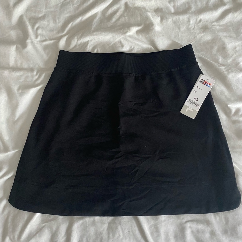 Women’s 32 Degrees XS Black Active Skirt with Built In Shorts and Pockets